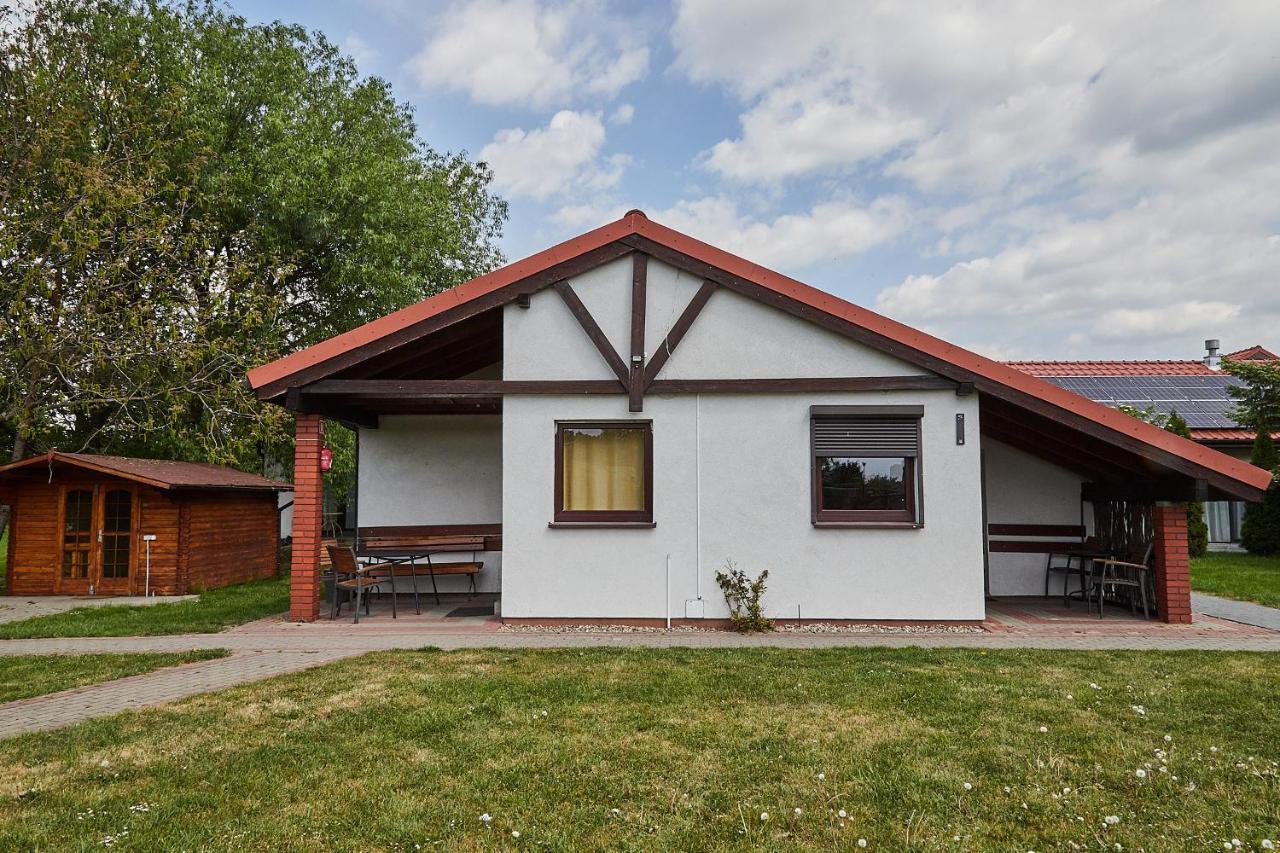 Sadova Park Villa Ślesin Exterior foto